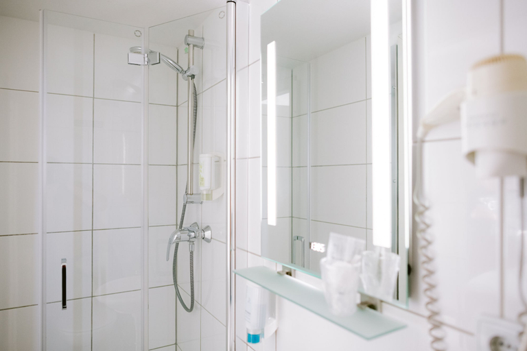 Bathroom 3, Boutique Hotel Villa Oberkassel, Düsseldorf