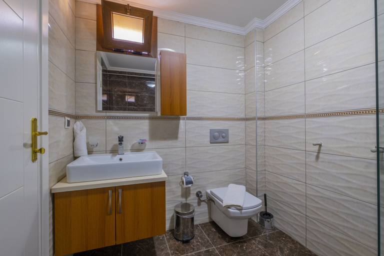 Bathroom 4, Infinity Opal Villa, Fethiye