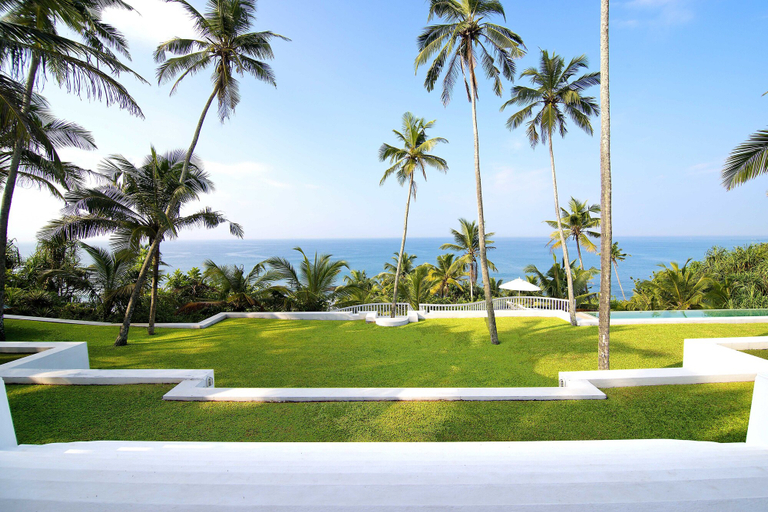 Others 5, Pointe Sud, Matara Four Gravets