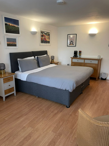 Bedroom 3, Cherry Tree Pub, Suffolk
