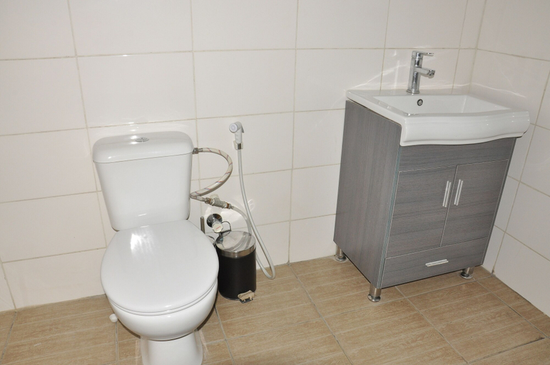 Bathroom 4, Mekelle Hotel, Debubawi