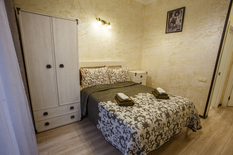 Bedroom 2, FAVAR Carpathians, Drohobyts'kyi