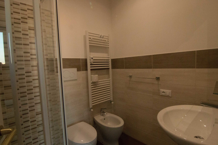 Bathroom 4, La Terrazza di Evelina Guest House, Roma