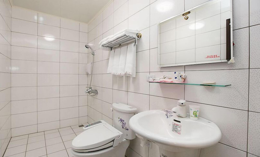 Bathroom 4, Heyi Homestay, Taitung