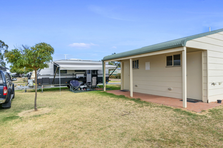 Exterior & Views 2, Benalla Tourist Park, Benalla - Benalla