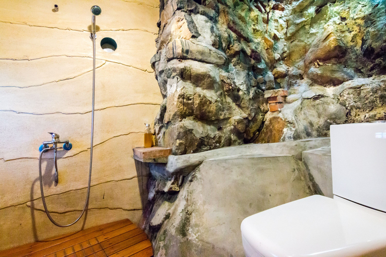 Bathroom 3, Lungta B&B, New Taipei City