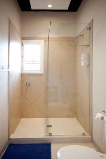 Bathroom 4, Plett Beachfront Accommodation, Eden