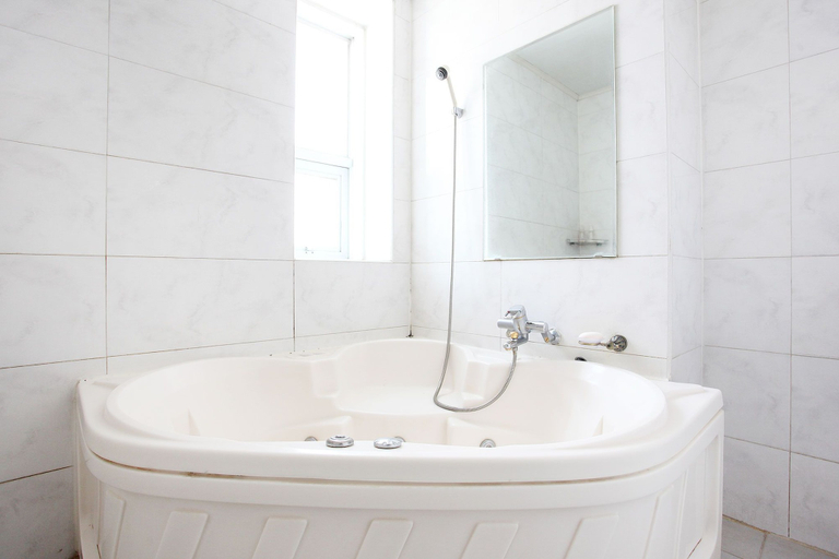 Bathroom 4, Luxury Hotel Osan, Pyeongtaek
