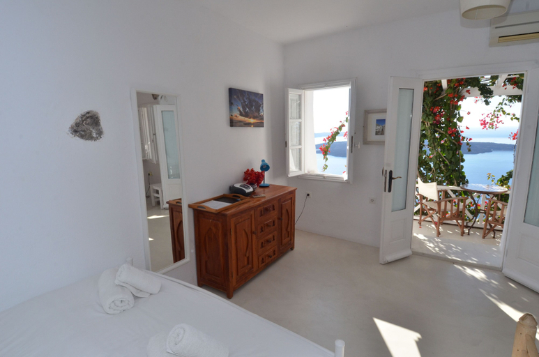 Bedroom 4, Villa Fegari, South Aegean