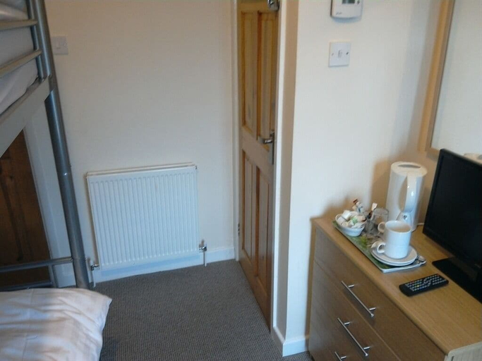 Bedroom 2, Old Coach House At The Golden Lion, Durham