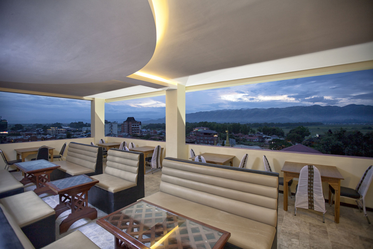 Food & Drinks 4, The Hotel Emperor Inle, Taunggye