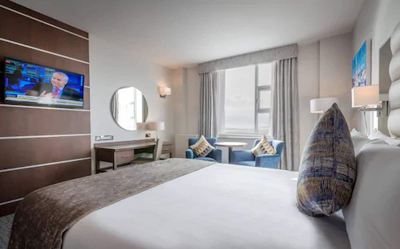 Bedroom 4, Marine Hotel, Dublin