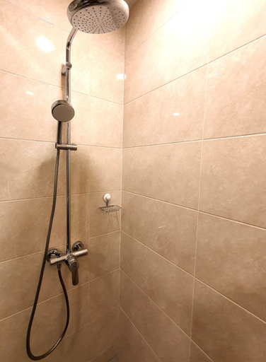 Bathroom 5, Maple Lodge, Batu Pahat
