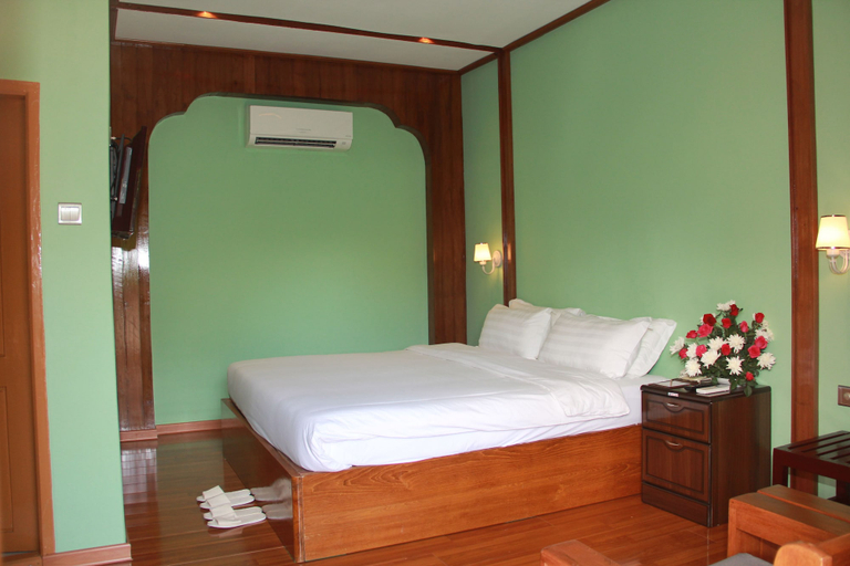 Bedroom 3, Bagan Umbra Hotel, Myingyan