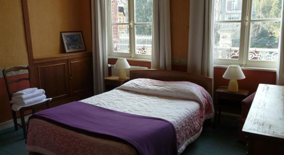 Bedroom 5, Hôtel Henri IV, Seine-Maritime