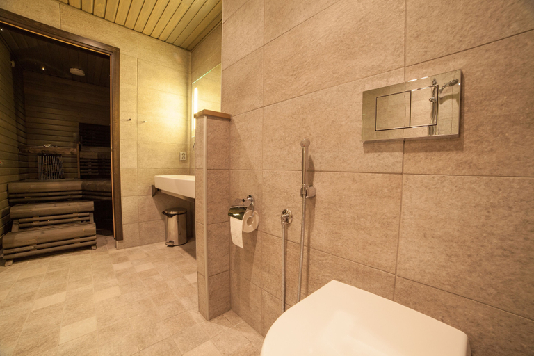 Bathroom 4, Hotelli Suomutunturi, Lapland