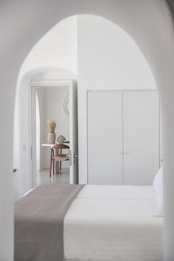 Bedroom 2, Villa Dio, South Aegean
