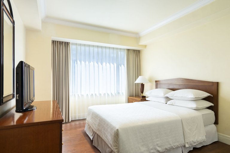 Bedroom 4, Sheraton Surabaya Hotel and Towers, Surabaya