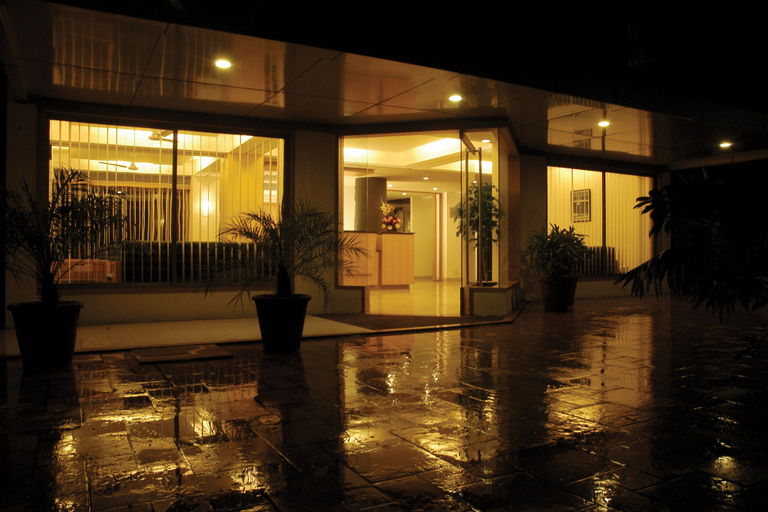 Exterior & Views, Skylon Hotel, Ahmadabad