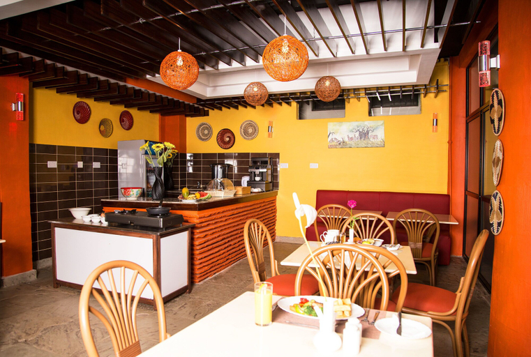 Food & Drinks 5, Njema Court Apartments, Dagoretti North