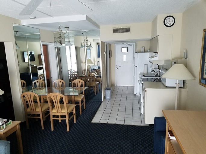 Food & Drinks 5, Yachtsman Ocean Front Resort, Horry
