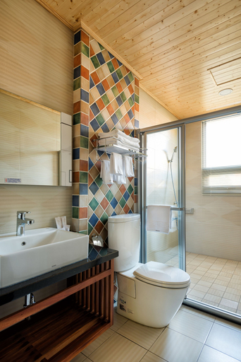 Bathroom 3, Ediman Bed and Breakfast, Hualien