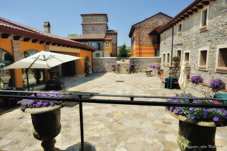 Exterior & Views 2, Relais La Colombara, Piacenza