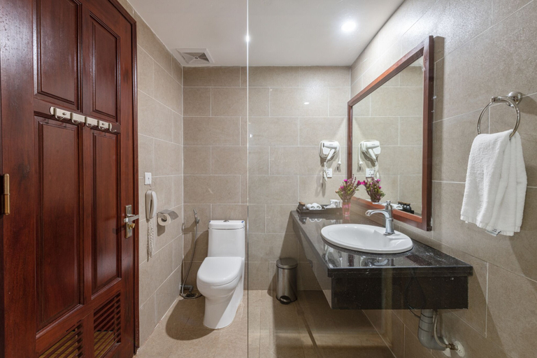 Bathroom 5, Amarin Resort & Spa Phu Quoc, Phú Quốc
