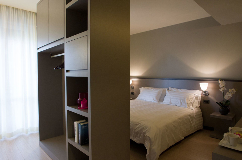 Bedroom 5, Zara Rooms & Suites, Mantua