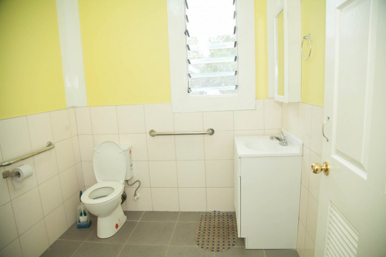 Bathroom 3, Ulalei Lodge, Vaimauga West