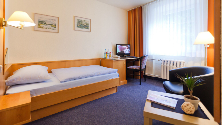 Bedroom 3, Hotel Villa Subklew, Vorpommern-Rügen