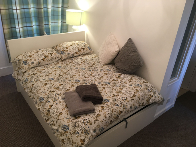 Bedroom 3, Moray Beachside Apartments, Suffolk
