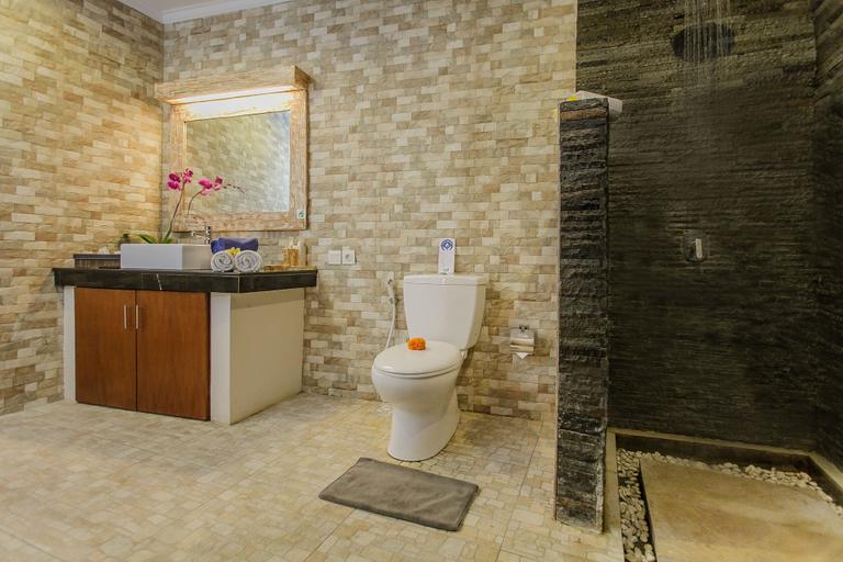 Bathroom 4, Villa Dion, Badung