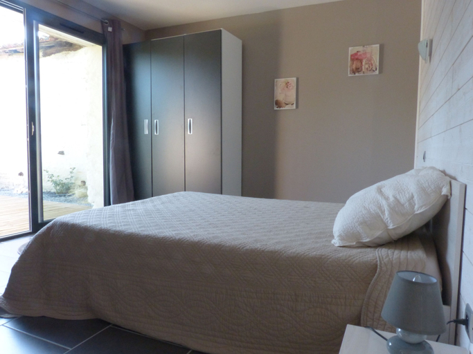 Bedroom 3, Gite Sud Deux Sèvres, Deux-Sèvres