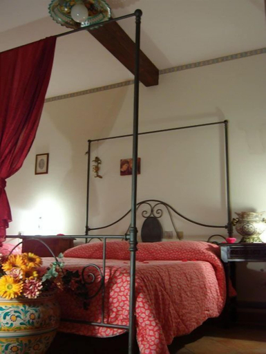 Bedroom 3, Agriturismo Savoca, Enna