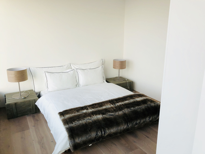 Bedroom 2, Park Tower City View Apartments, Zug