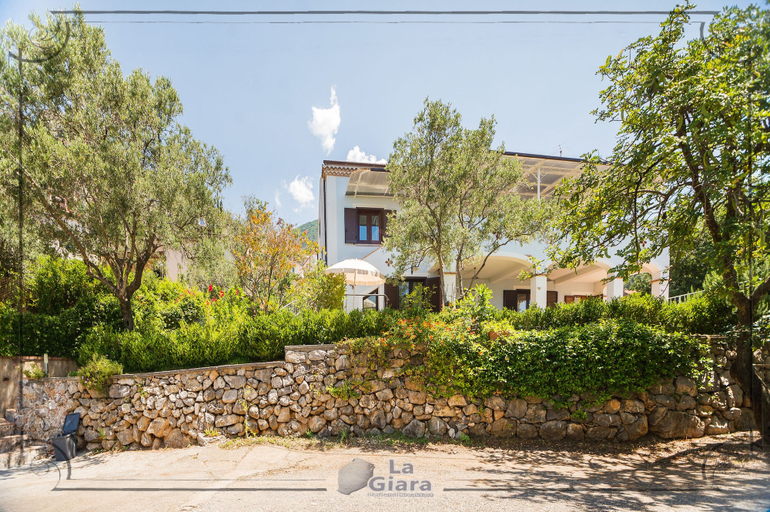 Exterior & Views 2, B&B La Giara, Potenza