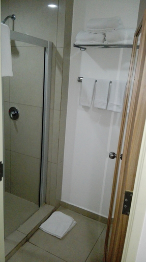 Bathroom 5, Holiday Inn Express PARAISO DOS BOCAS by IHG, Paraíso