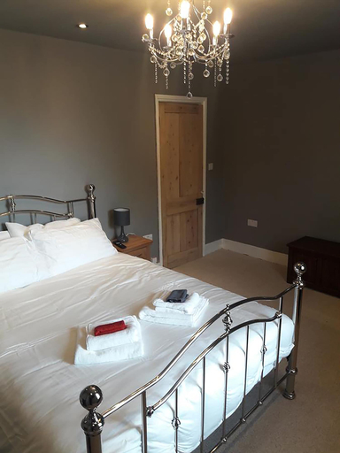 Bedroom 3, Simpsons Cottage - Grove Road Cottages, Warwickshire