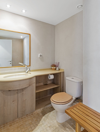 Bathroom 3, Lagoon Amazing water front 3