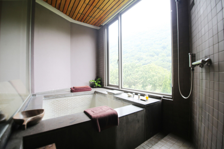 Bathroom 5, CHECK inn SELECT Taipei Yangmingshan, Taipei City