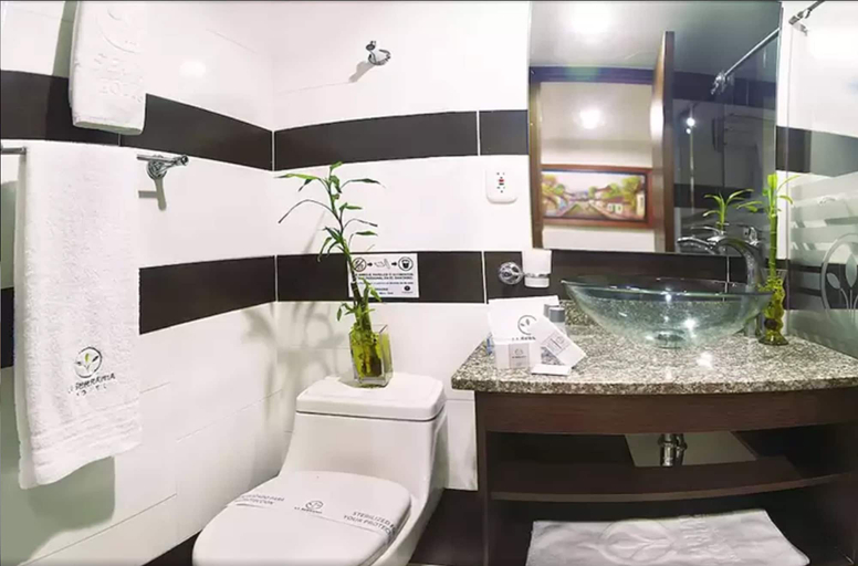 Bathroom 4, Hotel la Serrania Bucaramanga, Bucaramanga
