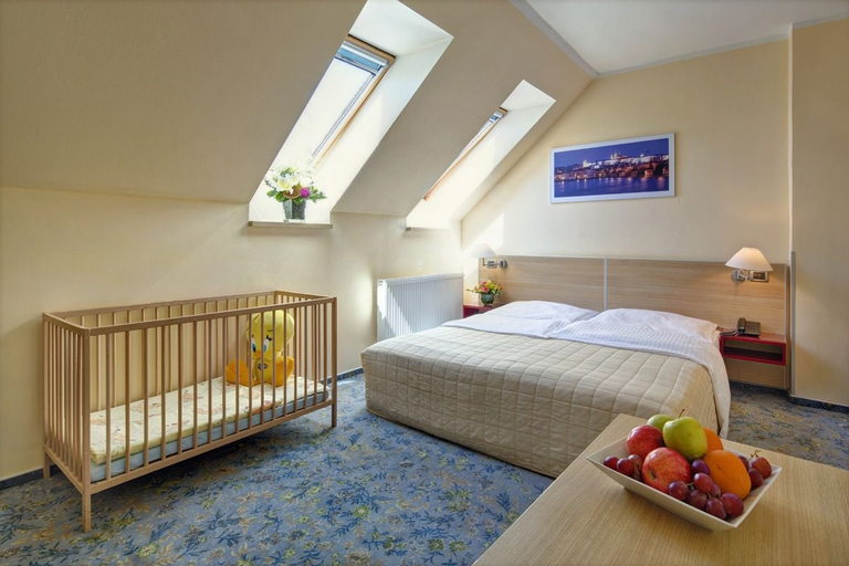 Bedroom 3, Hotel Michael, Praha 4