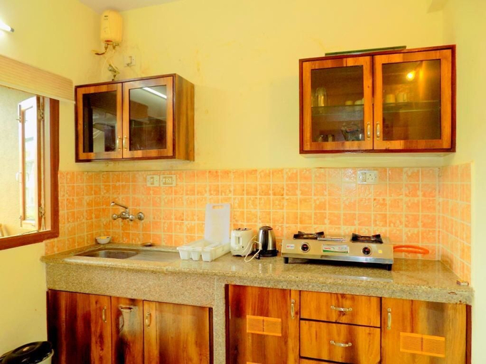 Others 5, Spacious Apartment with Pool - CM008, North Goa