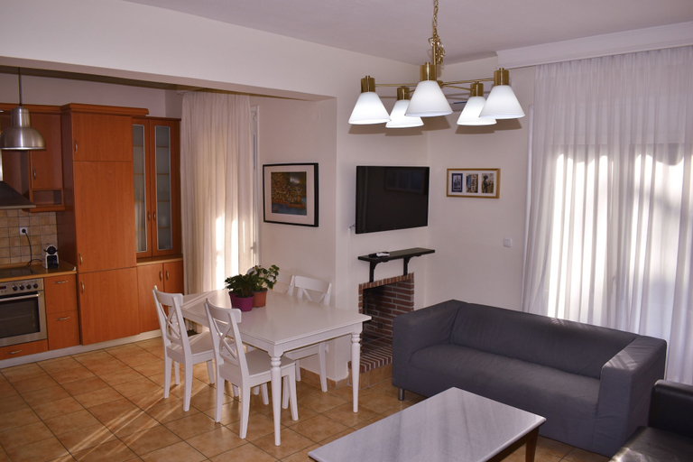 Others 5, Kripis House, Central Macedonia