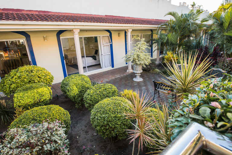 Santorini Guesthouse, Buffalo City