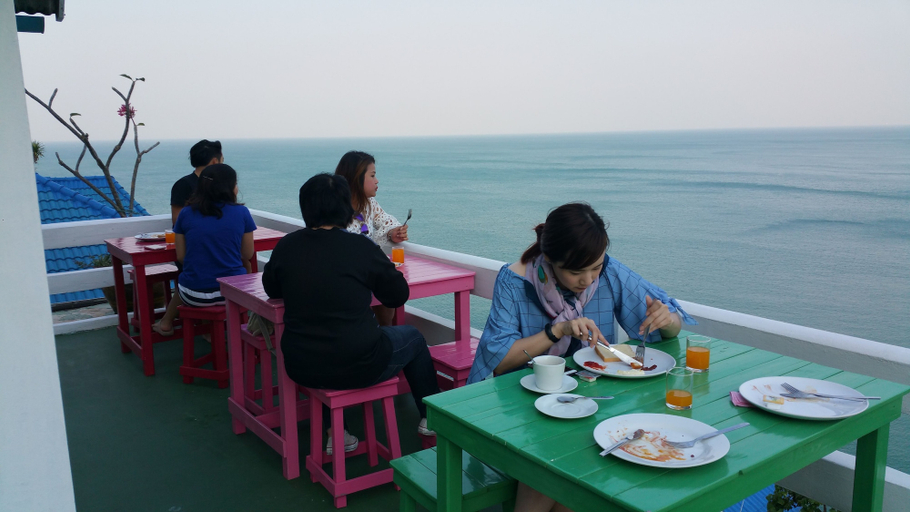 Food & Drinks 4, Ocean View Resort - Koh Sichang, Koh Si Chang