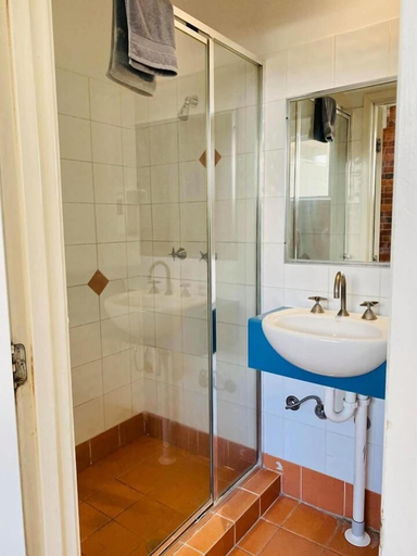 Bathroom 5, Summer House Brisbane - Hostel, Brisbane