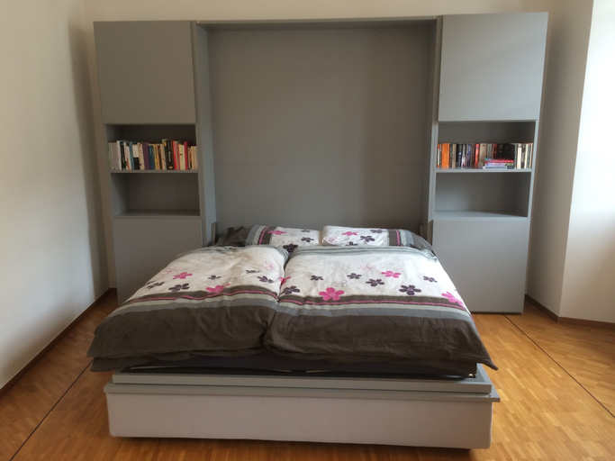 Bedroom, Piazza Collegiata Bellinzona, Bellinzona