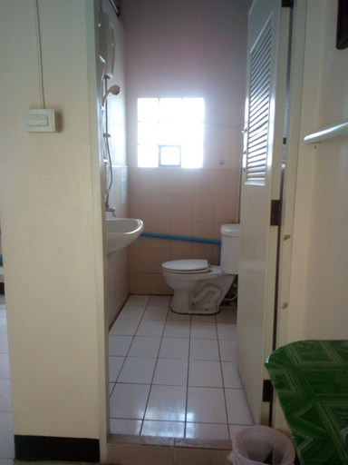 Bathroom 3, M&A Guesthouse, Hua Hin
